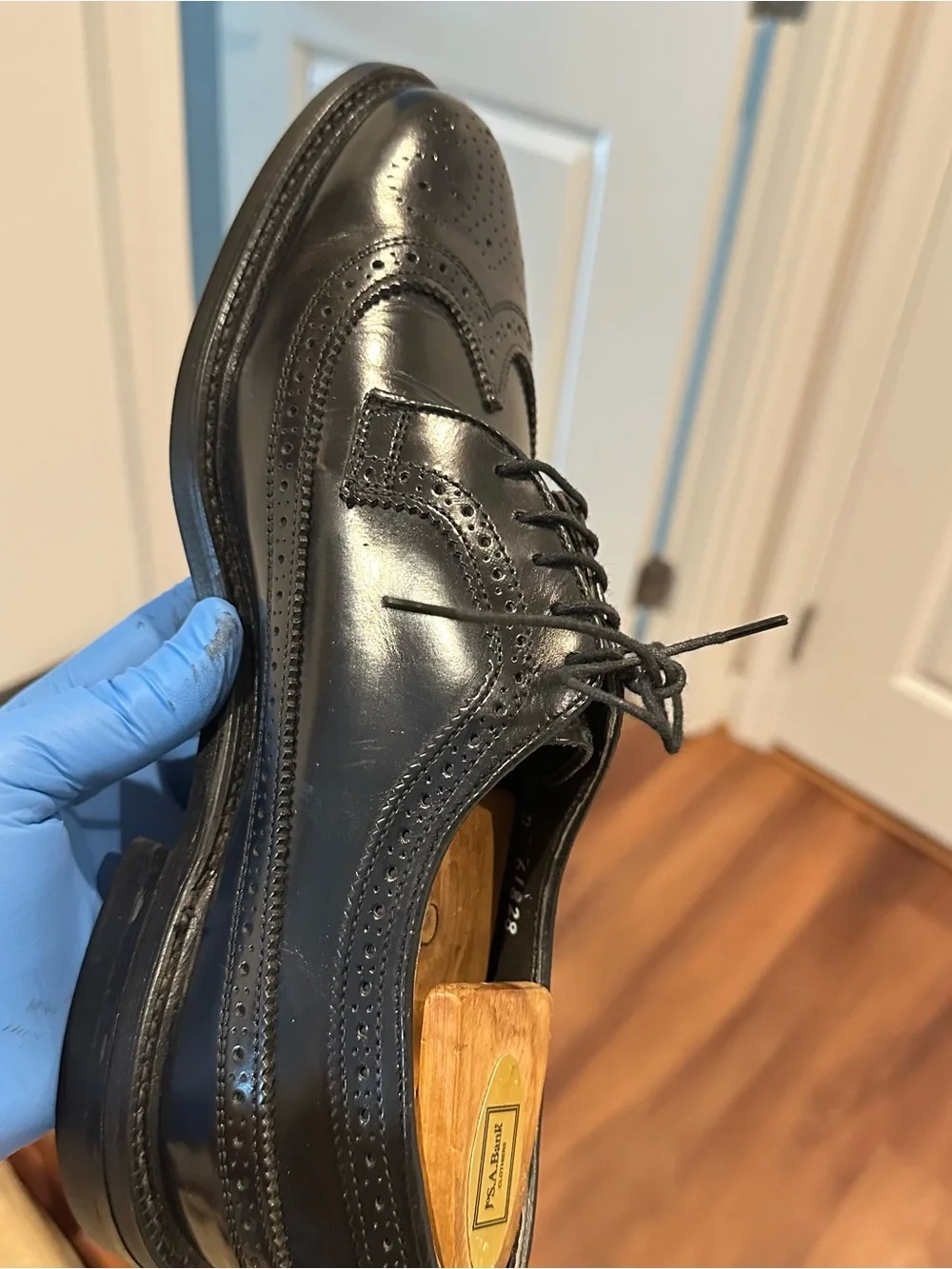 Stuart McGuire Vintage Brogue Derby Shoes - Classic Leather Lace-Up.